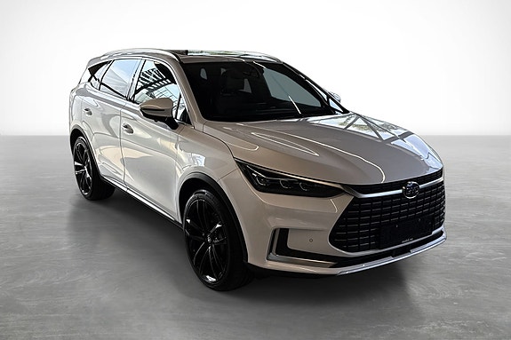 BYD Tang 3 of 5