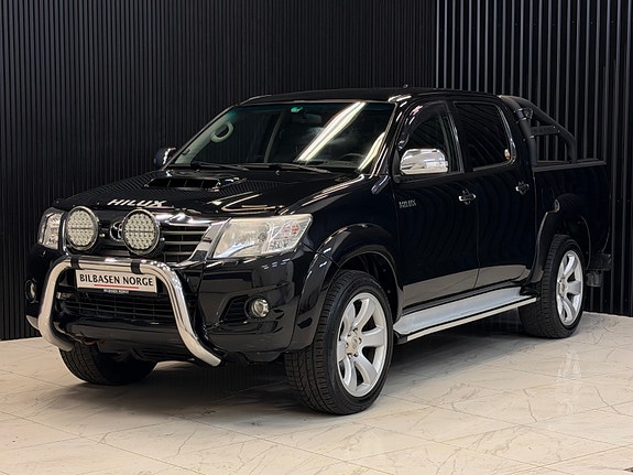 Toyota HiLux 6 of 30