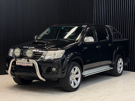 Toyota HiLux 4 of 30