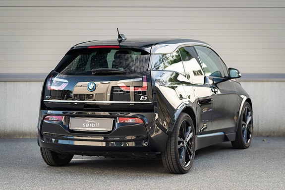 BMW i3 3 of 5