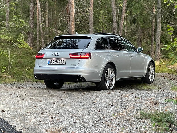 Audi A6 allroad 2 of 5