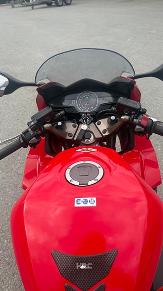 Honda VFR 800 8 of 13