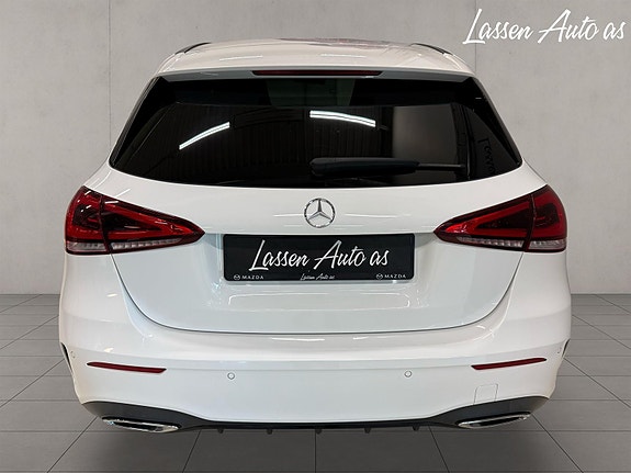Mercedes-Benz A180 5 of 5