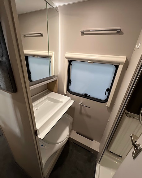 Adria Adora 753 UK til utleie HØSTKAMPANJE! 12 of 13