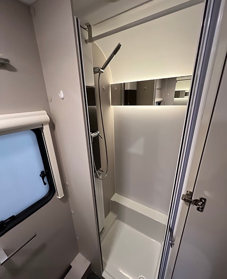 Adria Adora 753 UK til utleie HØSTKAMPANJE! 11 of 13