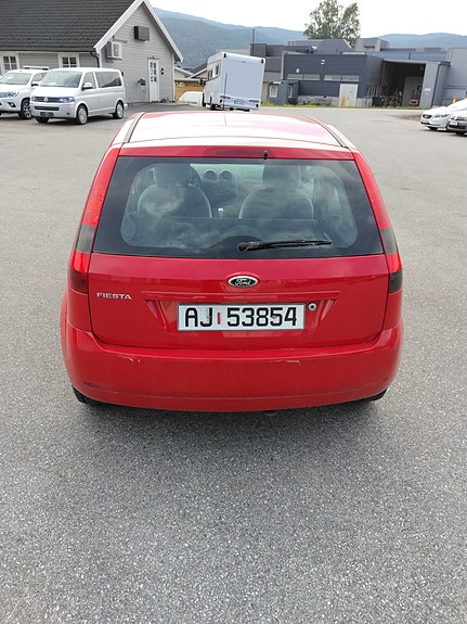 Ford Fiesta 5 of 5