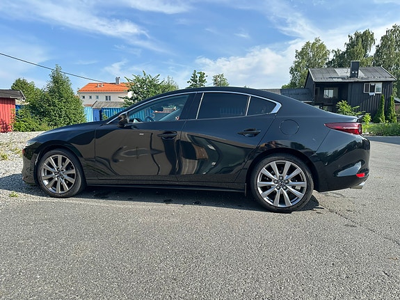 Mazda 3 5 of 5