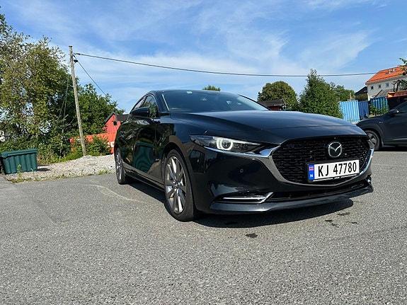 Mazda 3 3 of 5