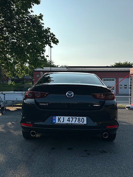 Mazda 3 17 of 18