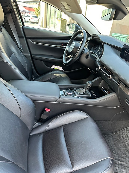 Mazda 3 15 of 18