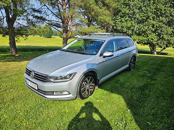 Volkswagen Passat 3 of 5