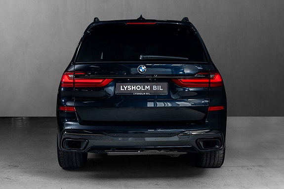 BMW X7 5 of 5