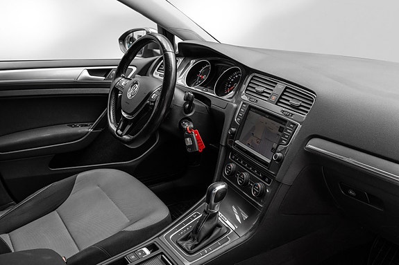 Volkswagen e-Golf VII 23 of 23