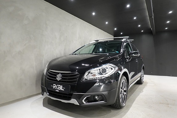 Suzuki SX4 S-Cross 3 of 5