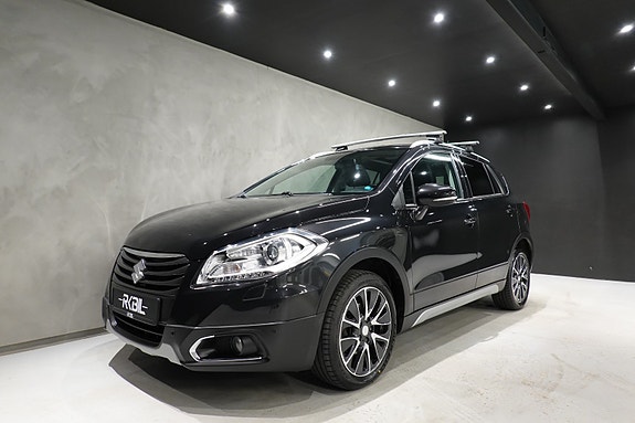 Suzuki SX4 S-Cross 4 of 5