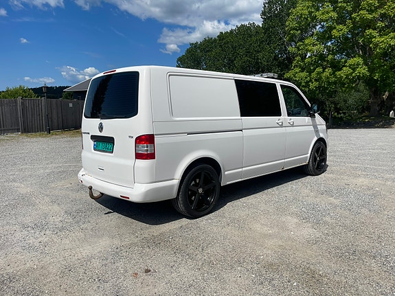 Volkswagen Transporter 3 of 5