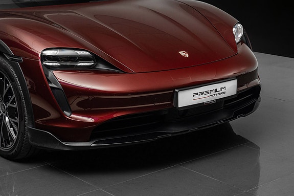 Porsche Taycan 4 3 of 5