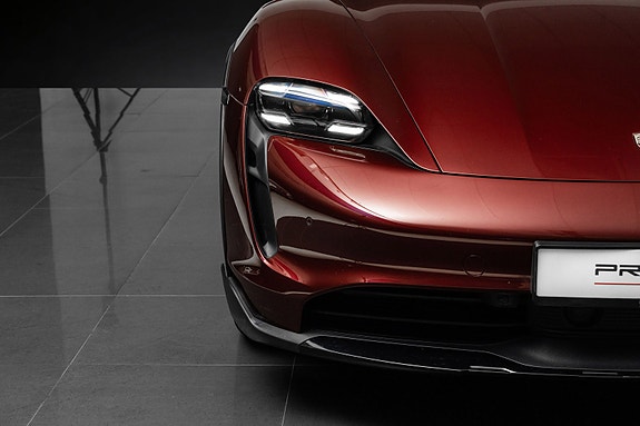 Porsche Taycan 4 5 of 5