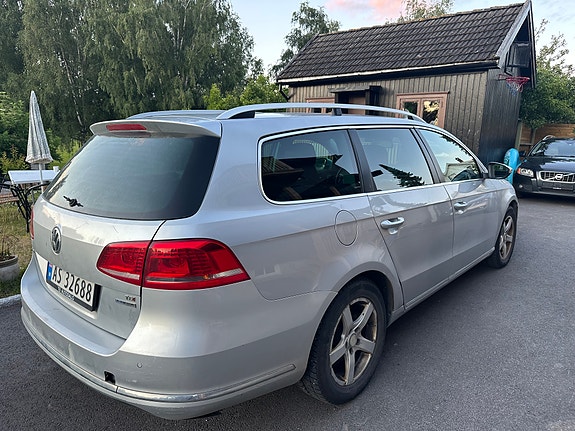 Volkswagen Passat 4 of 5