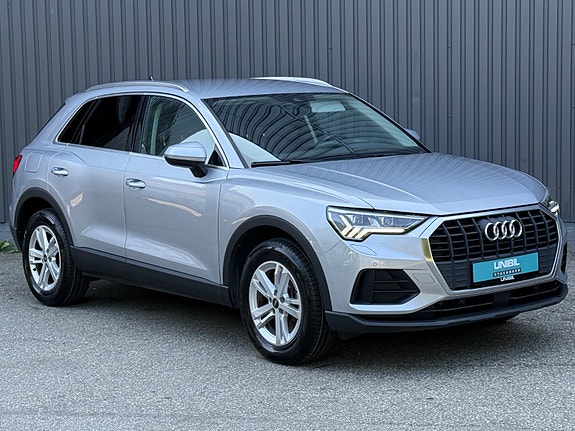 Audi Q3 8 of 30