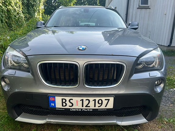 BMW X1 4 of 5
