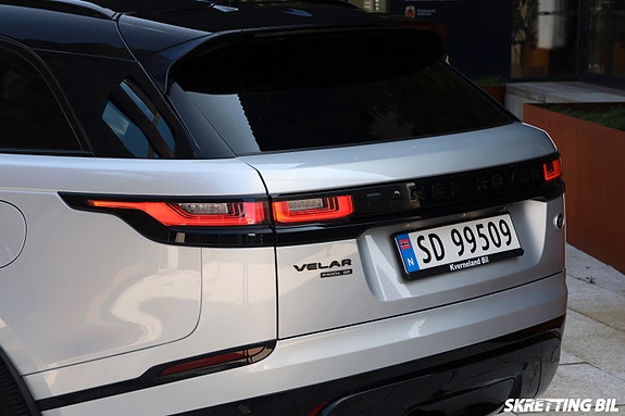 Land Rover Range Rover Velar 3 of 30