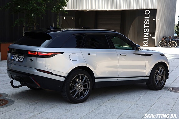 Land Rover Range Rover Velar 15 of 30