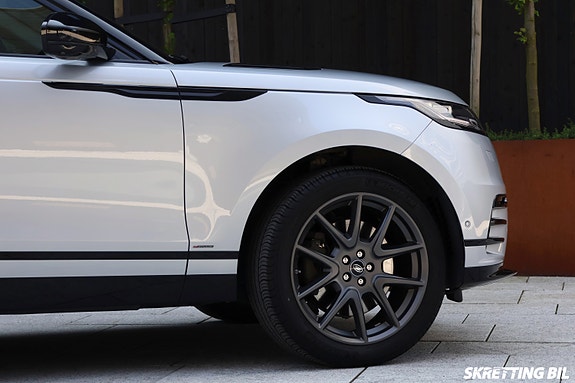 Land Rover Range Rover Velar 26 of 30