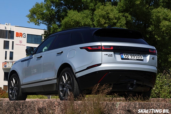 Land Rover Range Rover Velar 28 of 30