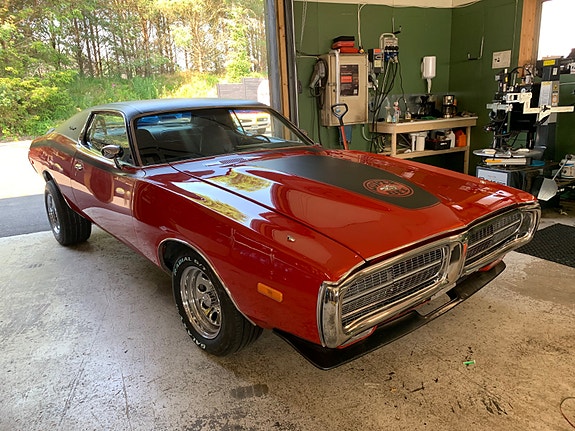 Dodge Charger 3 of 5