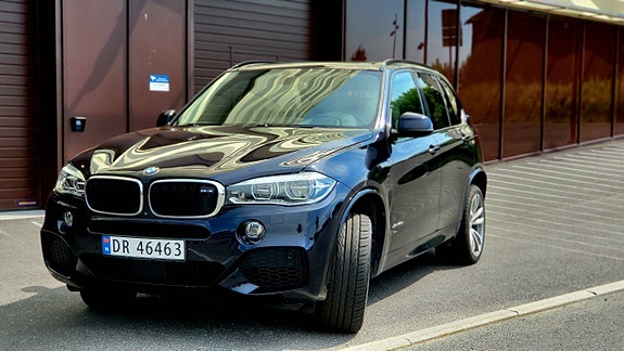 BMW X5 4 of 5