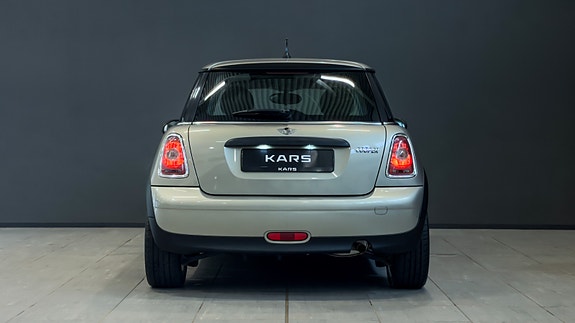 MINI One 4 of 5