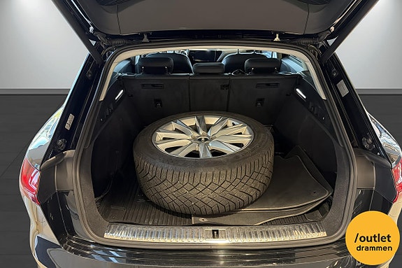 Audi e-tron 5 of 5