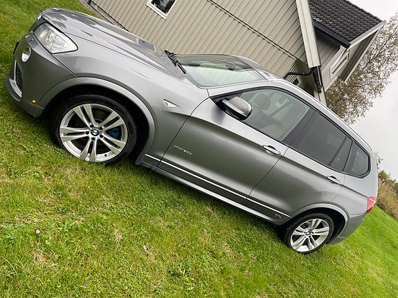 BMW X3 4 of 5