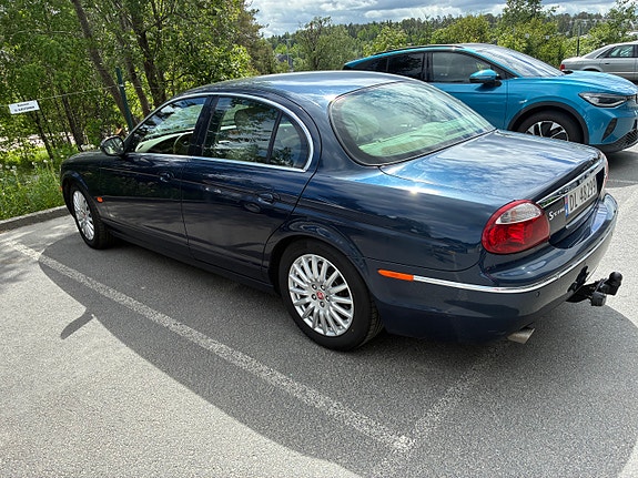 Jaguar S-TYPE 3 of 5