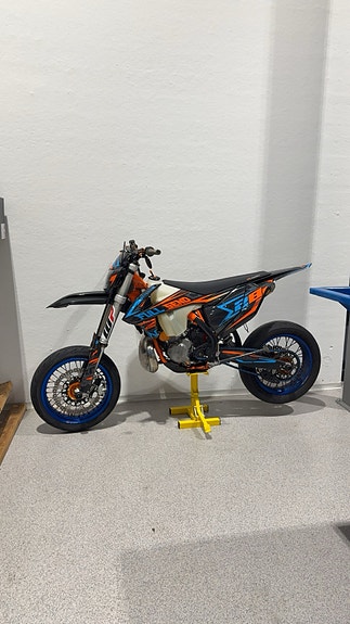 KTM 300 EXC 3 of 3