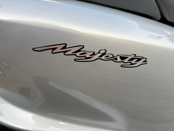 Yamaha YP 125 Majesty 7 of 13