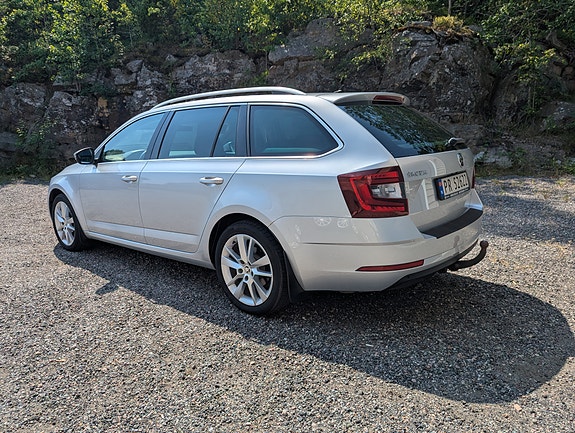 Skoda Octavia 5 of 5