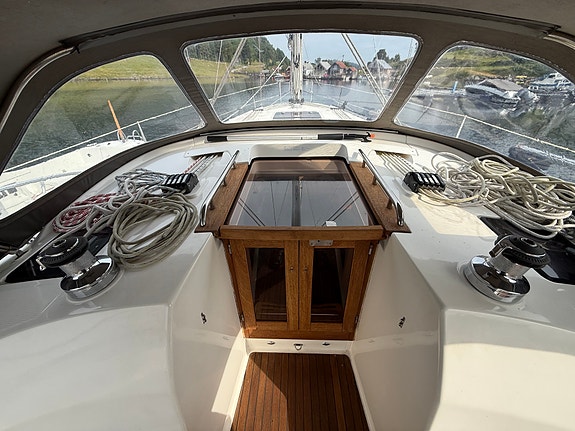 Bavaria 36 Cruiser - Skipsreg, lithium, solcelle. Wifi, Radar, Autopilot 24 of 30