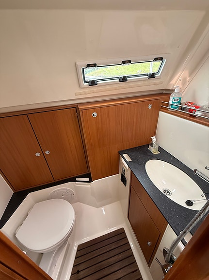 Bavaria 36 Cruiser - Skipsreg, lithium, solcelle. Wifi, Radar, Autopilot 26 of 30