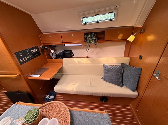 Bavaria 36 Cruiser - Skipsreg, lithium, solcelle. Wifi, Radar, Autopilot 15 of 30