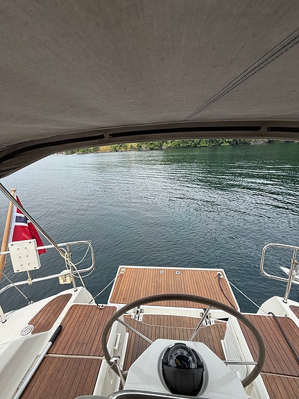 Bavaria 36 Cruiser - Skipsreg, lithium, solcelle. Wifi, Radar, Autopilot 11 of 30