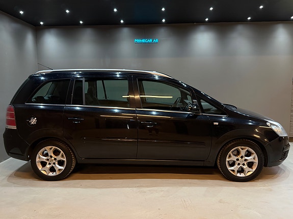 Opel Zafira 5 of 5
