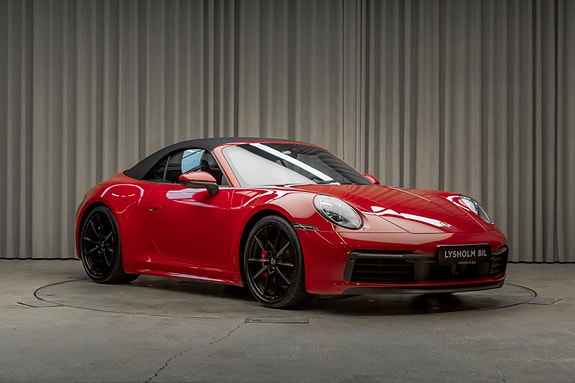 Porsche 911 4 of 5