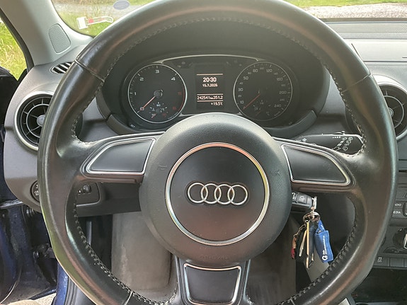 Audi A1 15 of 17