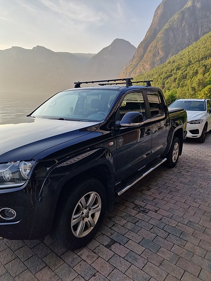 Volkswagen Amarok 2 of 5