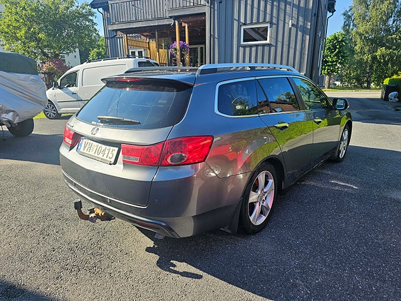 Honda Accord 4 of 23