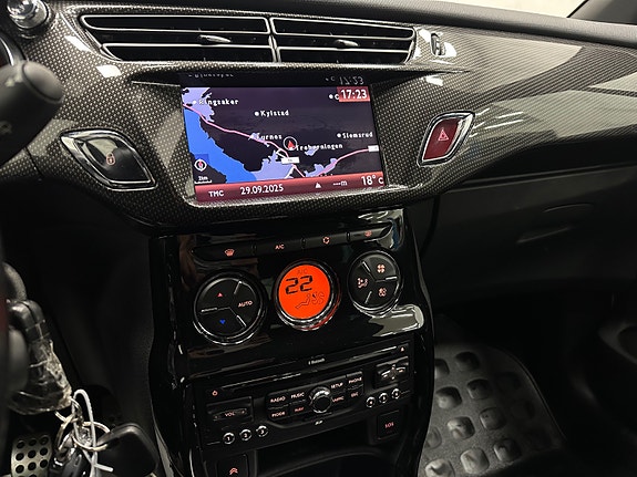 Citroen DS3 27 of 30