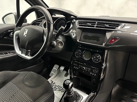 Citroen DS3 25 of 30
