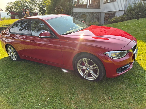 BMW 335i 3 of 5
